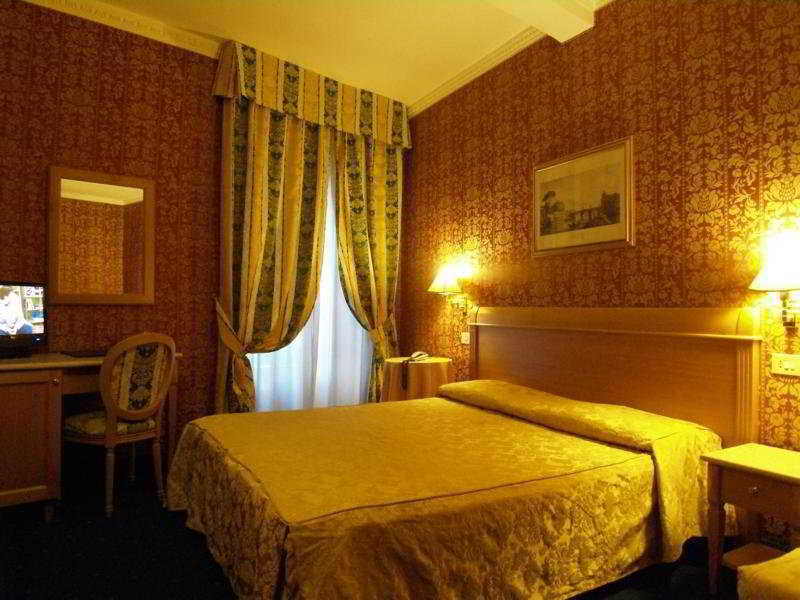 Hotel Dei Quiriti Рим Екстериор снимка